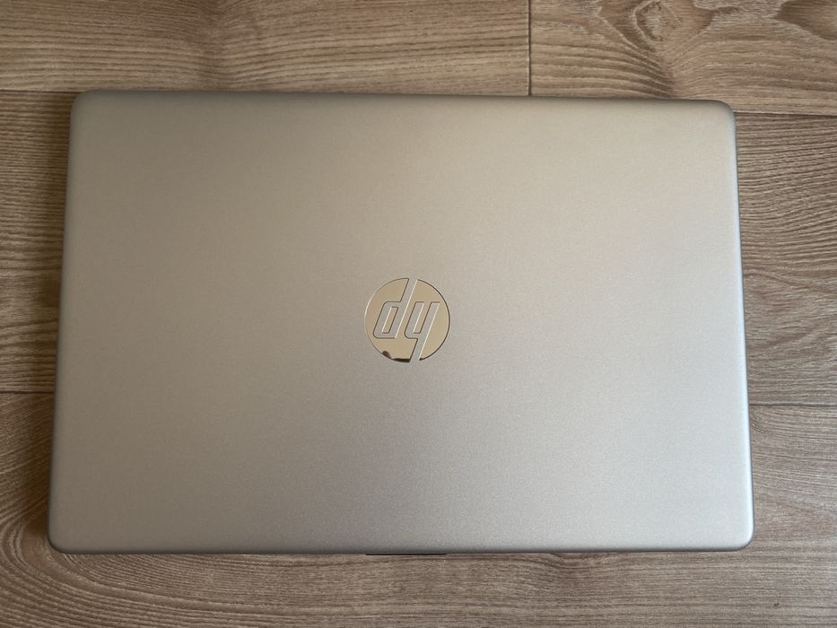 HP 15-ef2127wm | ryzen 5 5500u | 8gb | 256gb ssd m2 | FHD