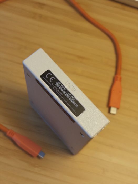 Зовнішній HDD Lacie Rugged USB-C / Thunderbolt 4Tb
