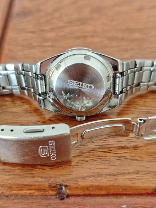 Relógio SEIKO Automático - Vintage - Seiko 5/7S26 - Excelente Estado e Elegância Clássica - Water Resistant