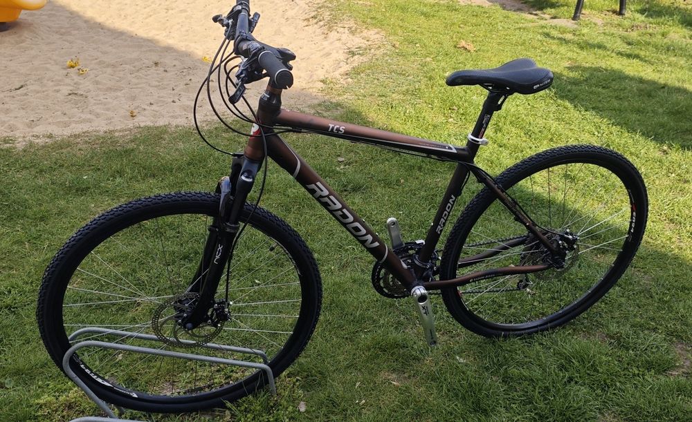 Rower trekkingowy firmy RODON