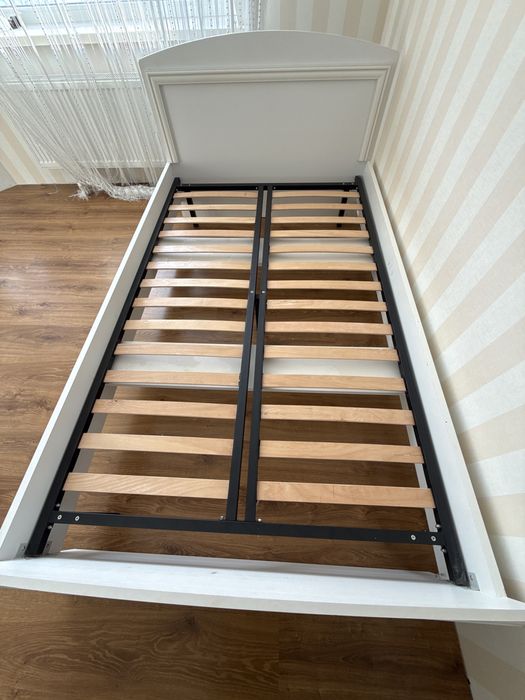 Ліжко спальне з ламелями, каркас металевий (кровать) 1.2 на 2м