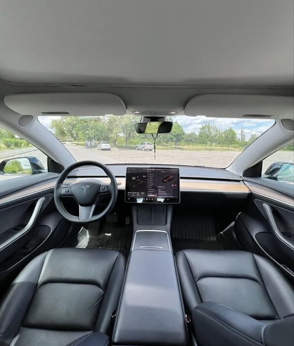 Tesla   Model  3