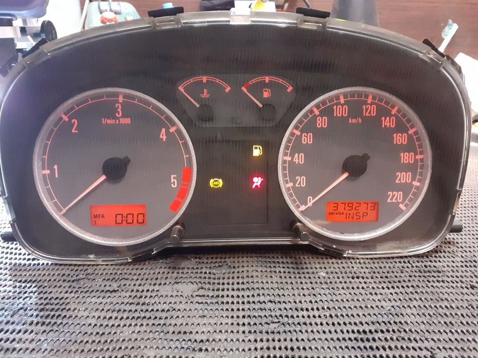 Quadrante Skoda Octavia reparaçao com garantia.