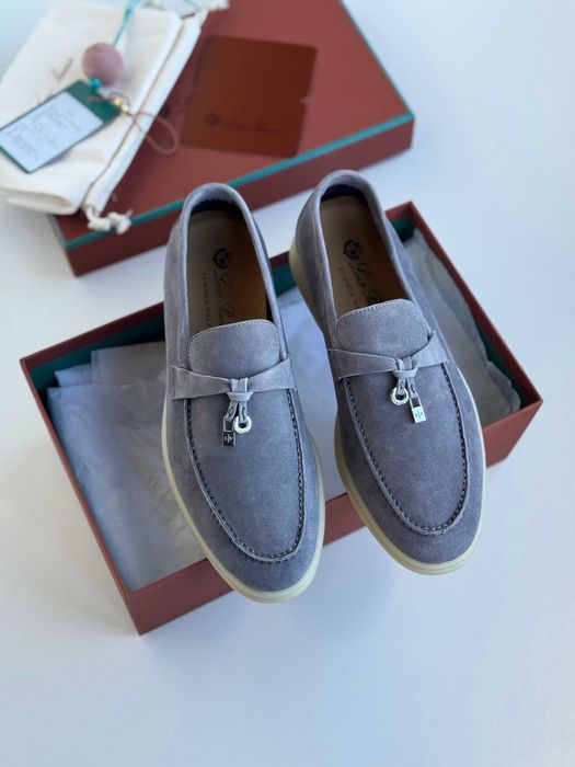 Женские серые замшевые лоферы Loro Piana Summer Walk Лоро Пиана