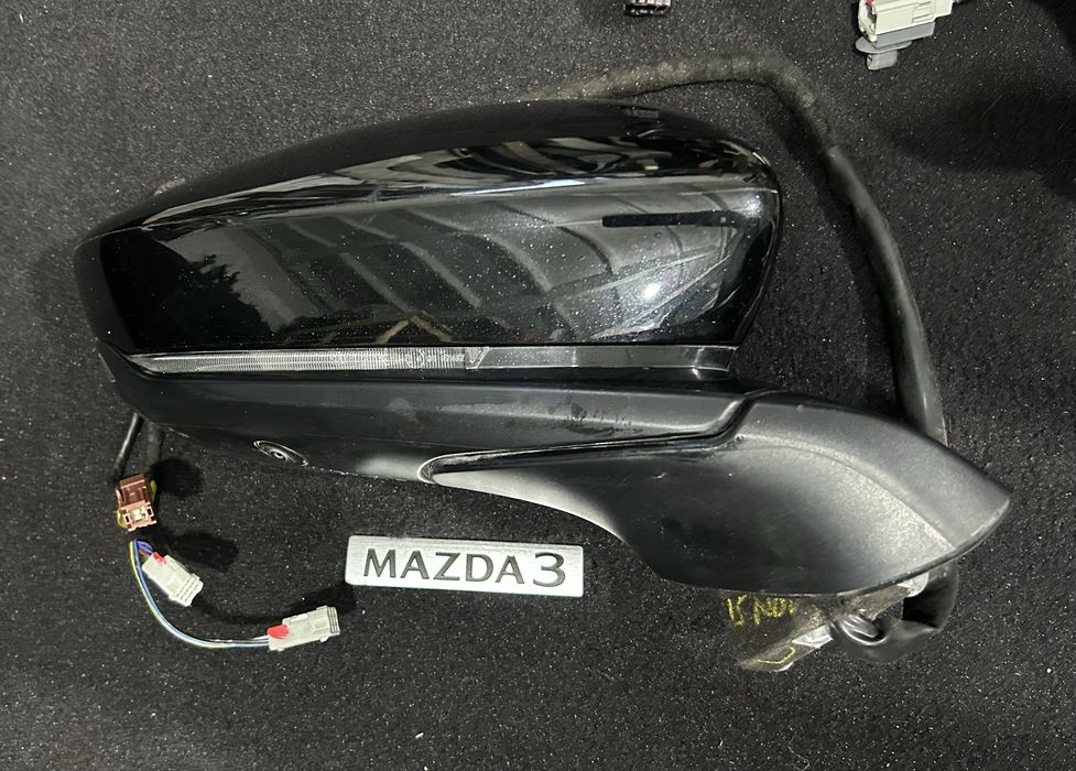 Крило мазда 3 bp бп