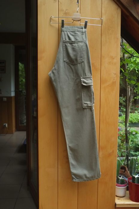 Stradivarius STR spodnie cargo bojówki wysoki stan militarne khaki