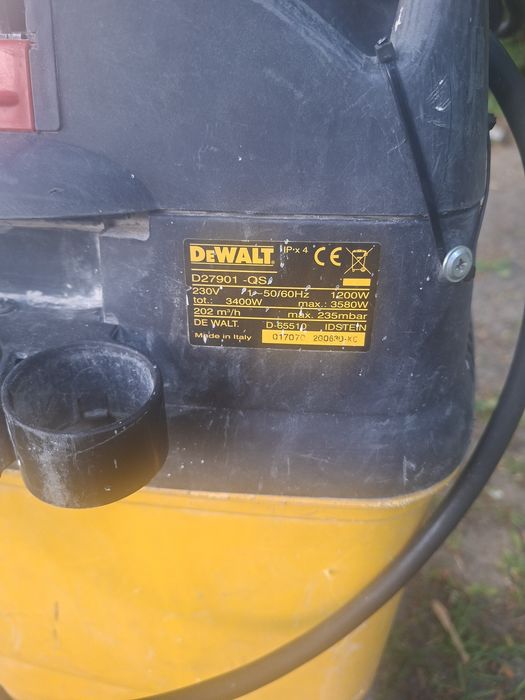 Odkurzacz Dewalt, Karcher NT561