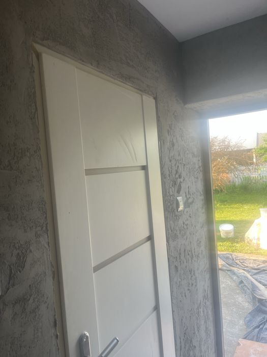 Elewacje podbitki  gipsowanie malowanie sufity podwieszane