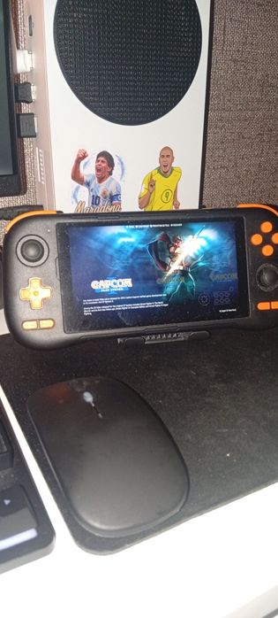 consola portátil baseada em Android 14,