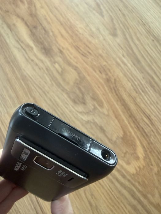 Nokia N8 czarna sprawna