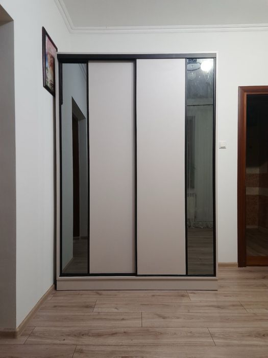 Шафа купе,гардеробна,вмонтована шафа купе,шафа в нішу,шкаф купе.