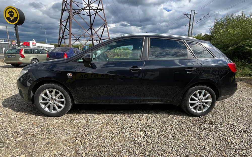 Seat Ibiza 2011 року