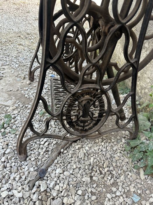 Maquina de costura antiga