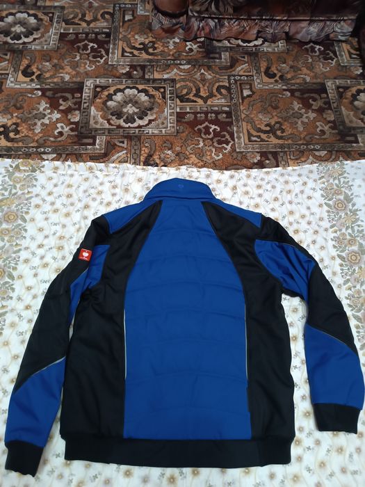 Продам мужскую рабочую куртку Engelbert Strsuss