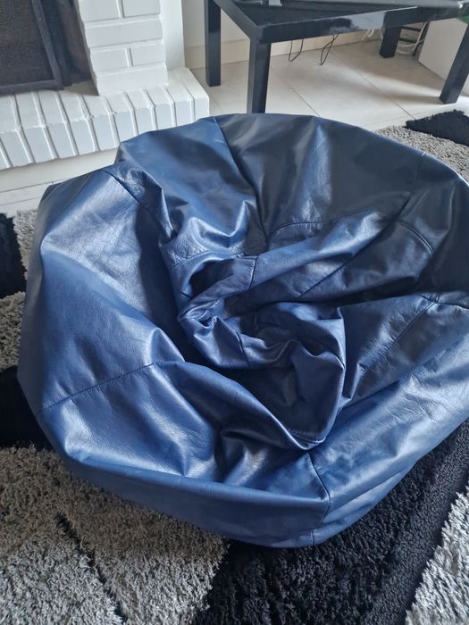 Puff pêra  em ótimo estado