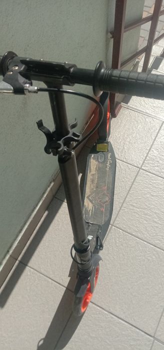 Продам самокат б/у.