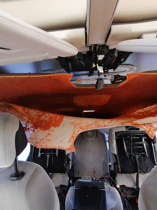 Estofador Automóvel Especialista (Tetos)