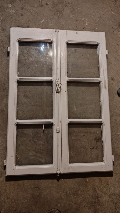 Janelas vintage de madeira