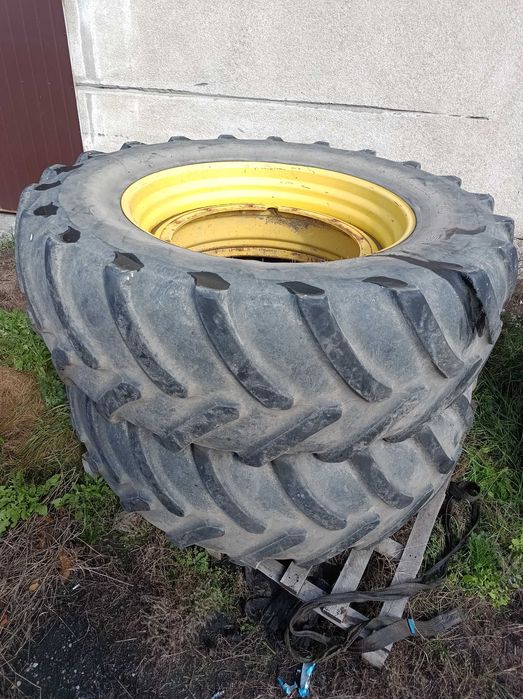Koła rolnicze z felgami John Deere komplet 580/70R42 i 480/70R30