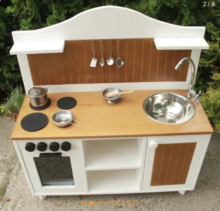 Деревяна дитяча кухня