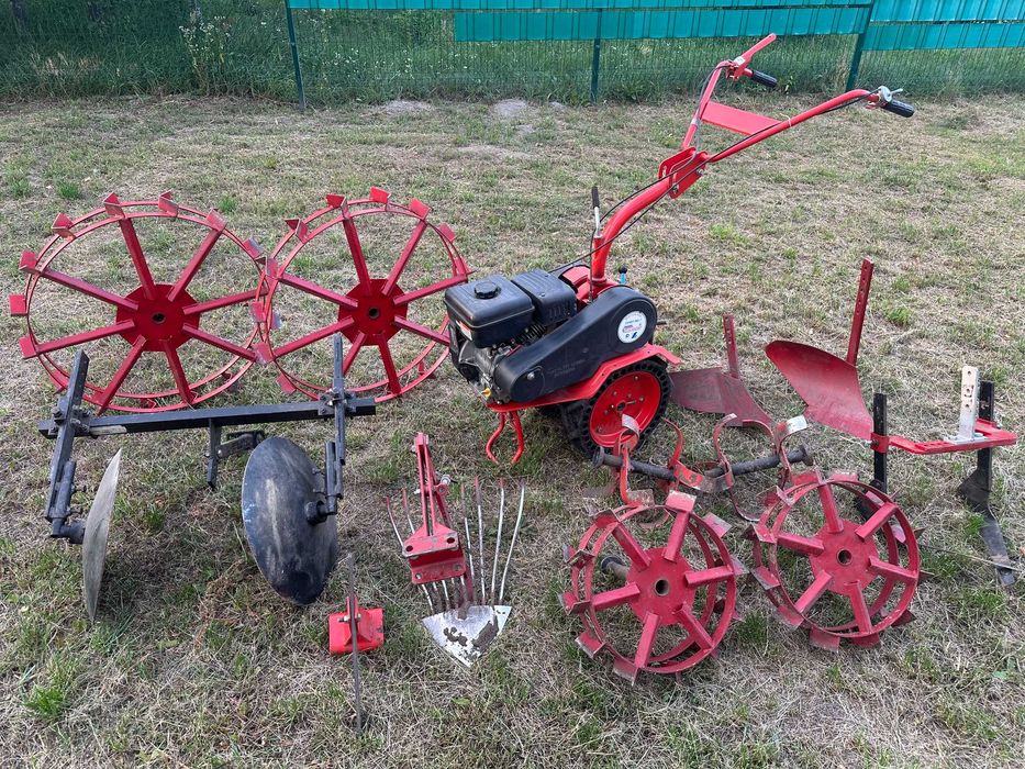 Мотоблок Салют 5БС-1 (двигун США Briggs&Stratton 6.5 к.с.) + величезний комплект навісного!