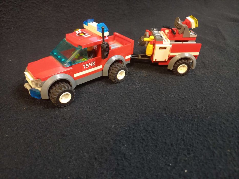 LEGO City Terenowa Ekipa Ratunkowa 7942