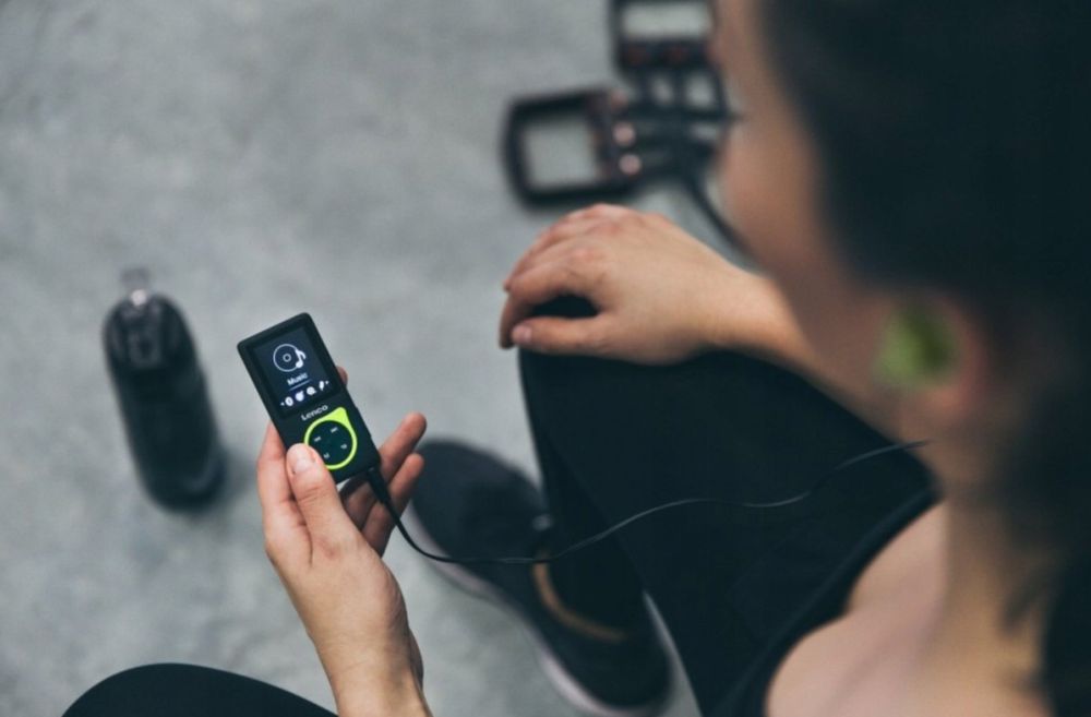 Odtwarzacz MP3/MP4 Lenco Xemio-768 z Bluetooth 4,2 8GB