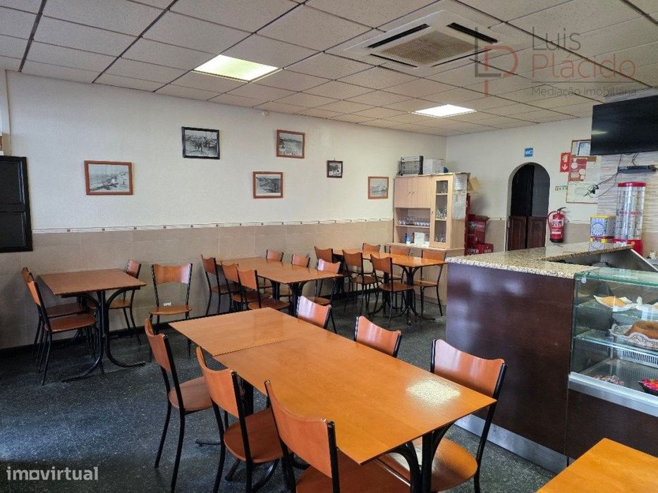 Snack-Bar/Restaurante No Centro Da Cidade