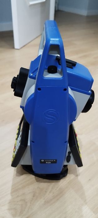 Estação Total Stonex R20