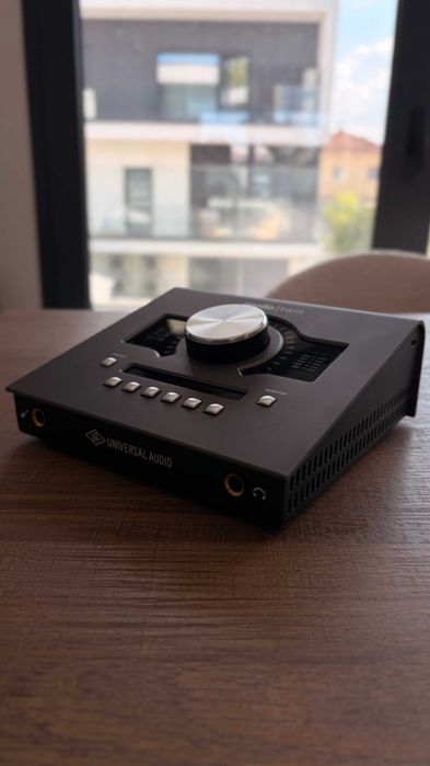 Universal Audio Apollo Twin MkII DUO Thunderbolt como nova