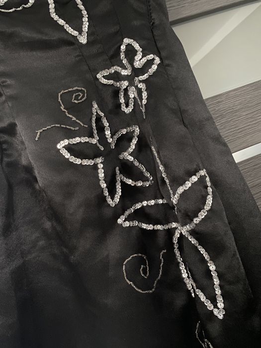 Sukienka xs plua torebka satynowa