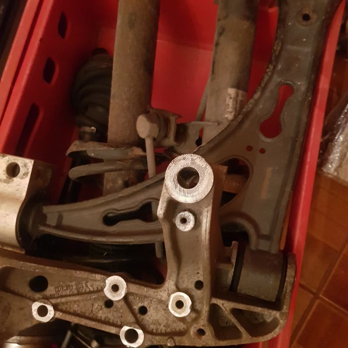 Várias peças de carro