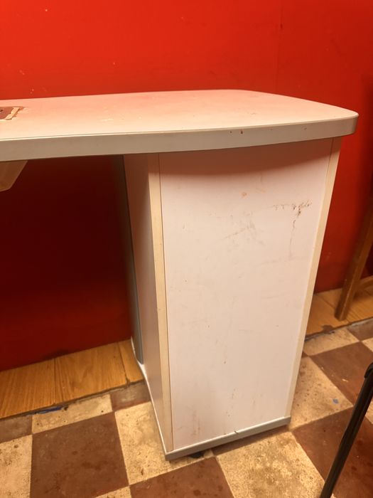 Mesa manicure  com aspiradore