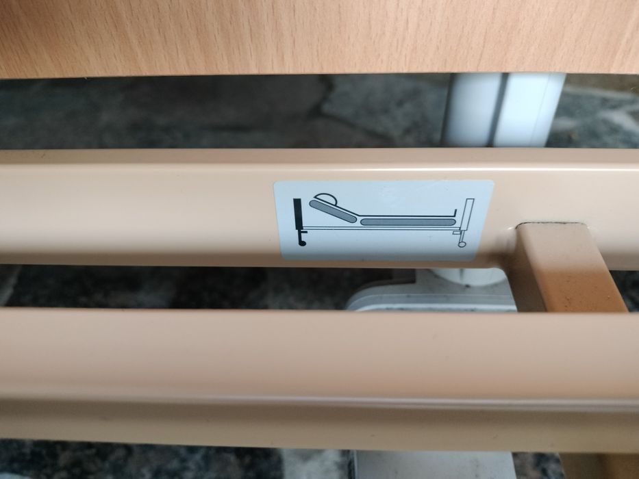 Cama hospitalar automática brumier econômic II