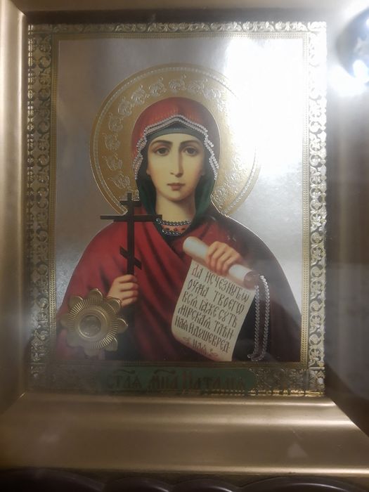 Продам иконы, не старинные.