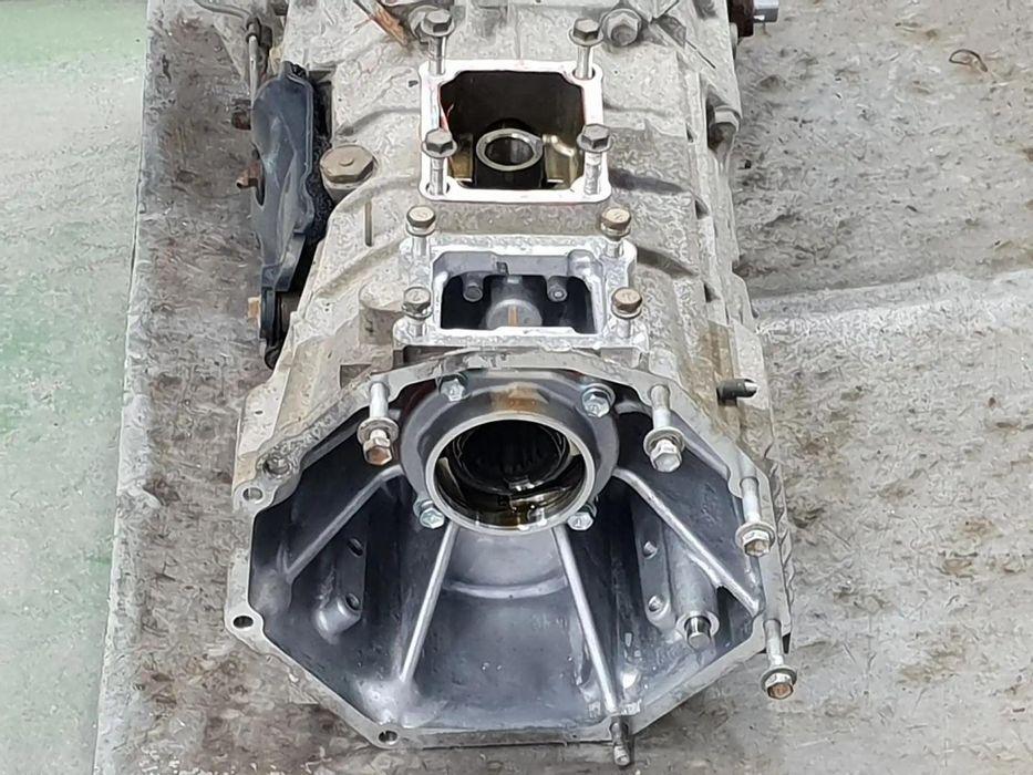 CAIXA DE VELOCIDADES TOYOTA LAND CRUISER J12 3.0 REF. 3303060A01