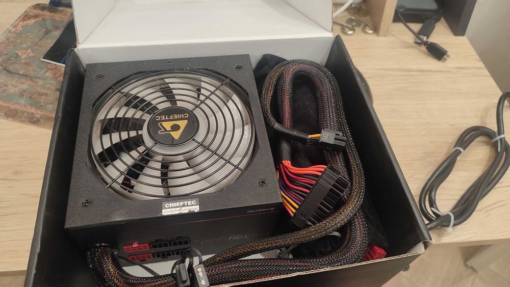 Блок живлення Chieftec Photon Gold 650W (GDP-650C-RGB)