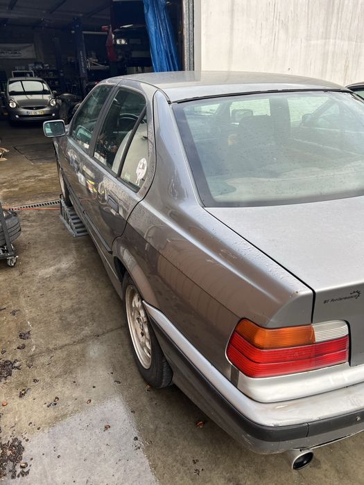 Vendo BMW 318i M40B18 1991