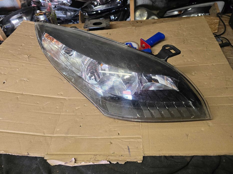 lampa przód Renault Megane 3 lift , Megane 3 GT