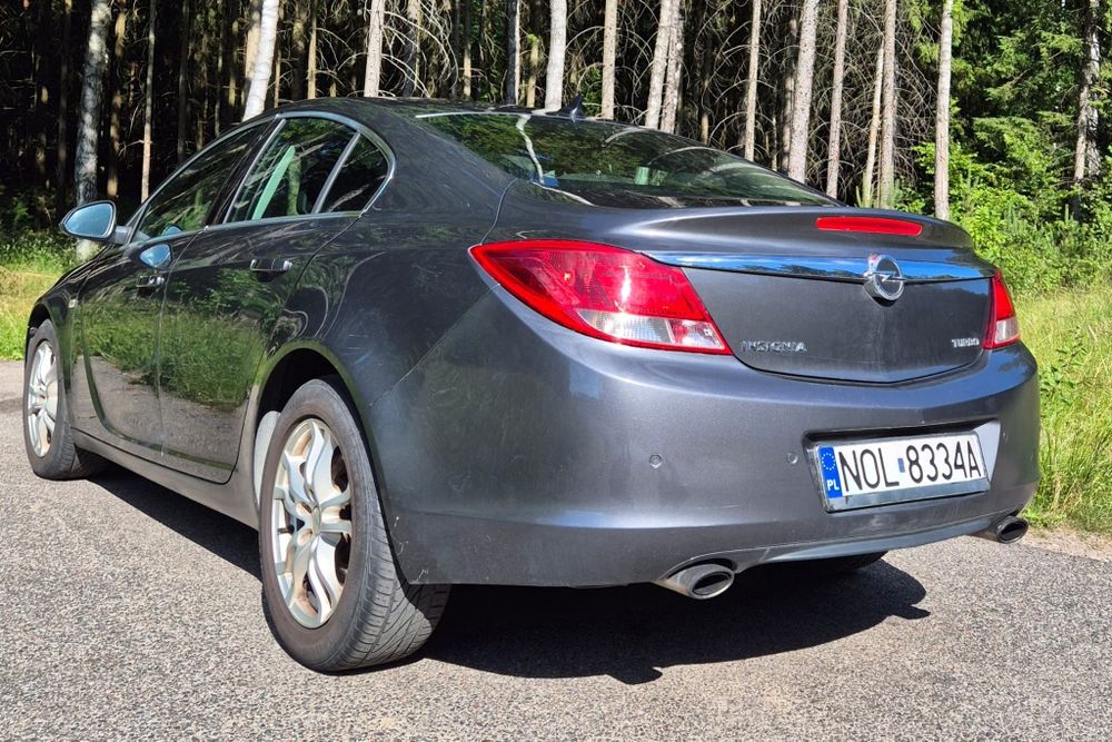 Opel Insignia 1.6t 180km
