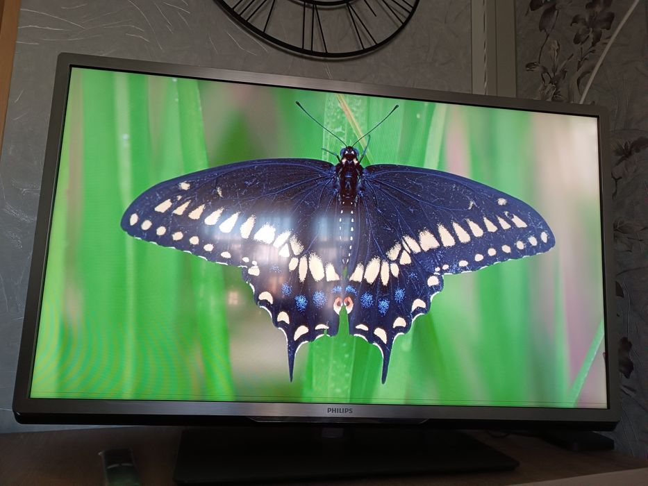 Телевизор PHILIPS