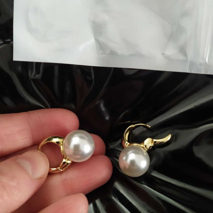 Сережки з жемчугом та намистом набір