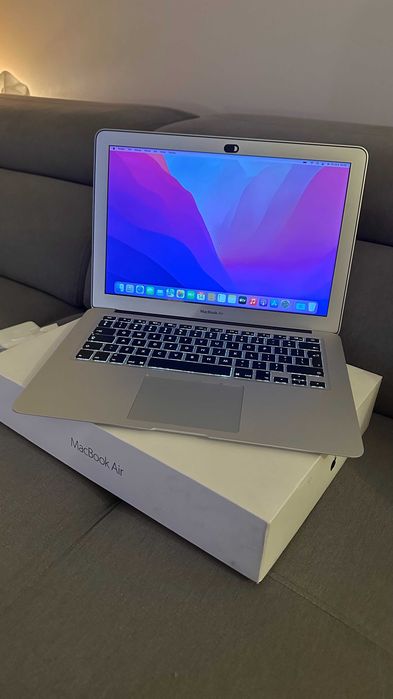 Apple MacBook Air 13" 2017 | 8 GB RAM | 128 GB SSD | Stan bardzo dobry