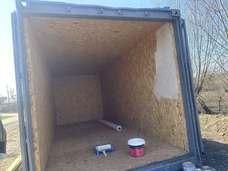 Продаж корабельного контейнера