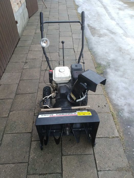 Odśnieżarka spalinowa z  napędem 6 km i 10 km. WYSYŁKA