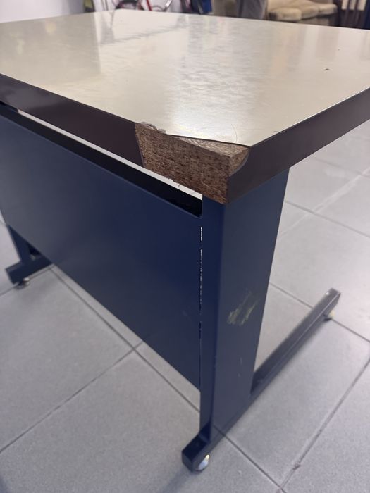 Mesa escritorio simples