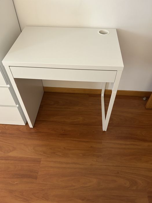 Secretária MICKE IKEA