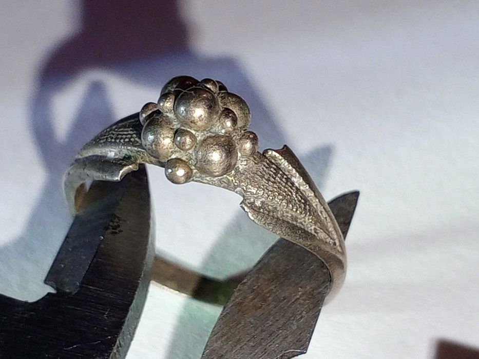 Антиквариат Кольцо Ежевика 18 мм.