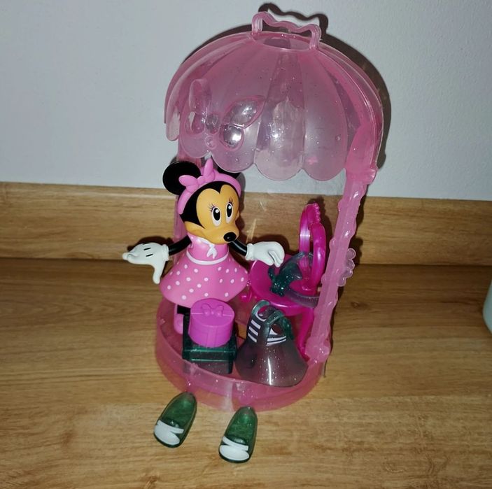 Conjunto roupeiro Minnie e acessórios +OFERTA