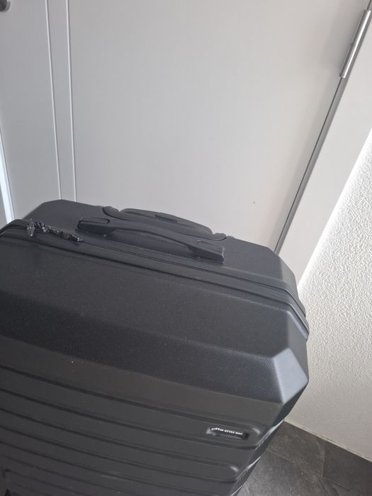 Mala de viagem - cor preta